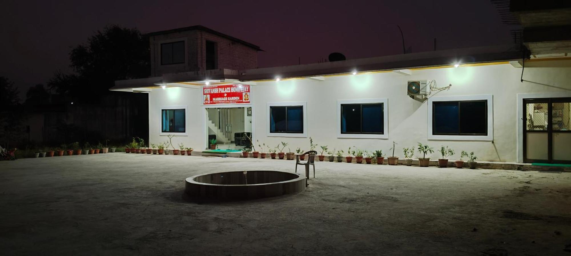 Shivansh Palace Homestay & Marriage Garden Khajurāho المظهر الخارجي الصورة